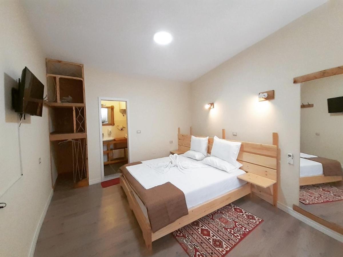 At Pikotiko'S - Korca City Rooms For Rent Luaran gambar