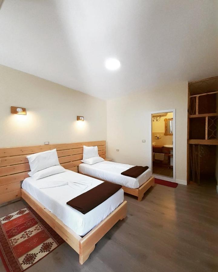 At Pikotiko'S - Korca City Rooms For Rent Luaran gambar