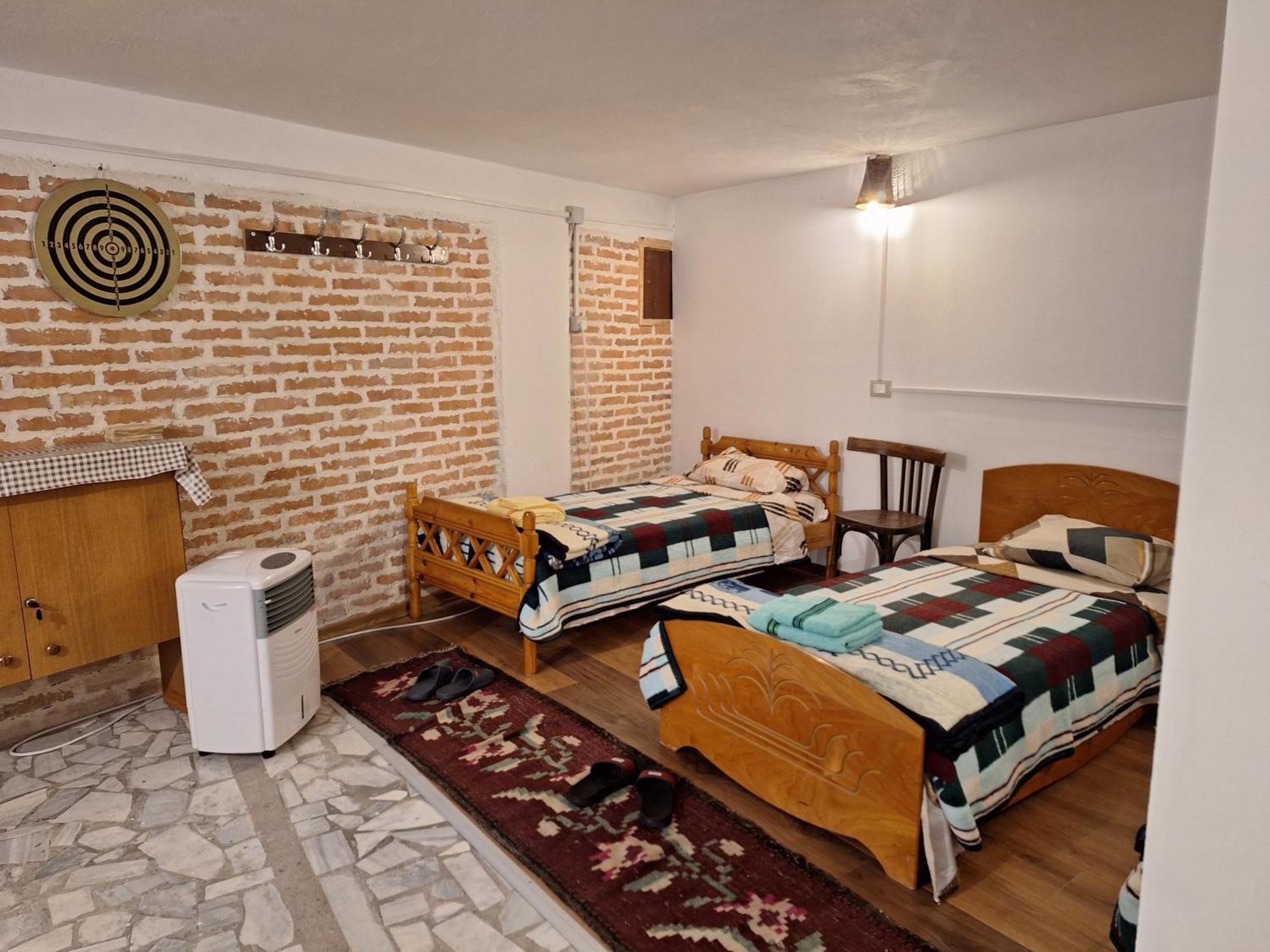 At Pikotiko'S - Korca City Rooms For Rent Luaran gambar
